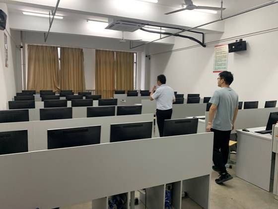 说明: C:\Users\10585\Desktop\IMG_1379.JPG
