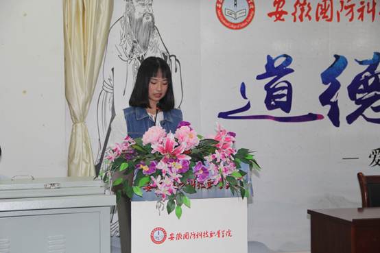 说明: C:\Users\Administrator\Desktop\新建文件夹 (2)\IMG_2125.JPG